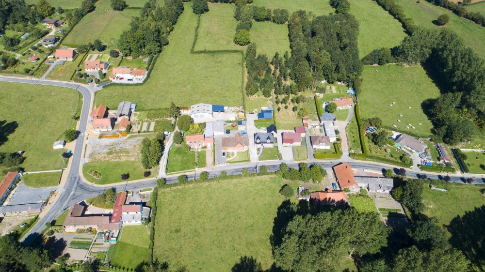 Aire camping-car  Ergny (62650) - Photo 5